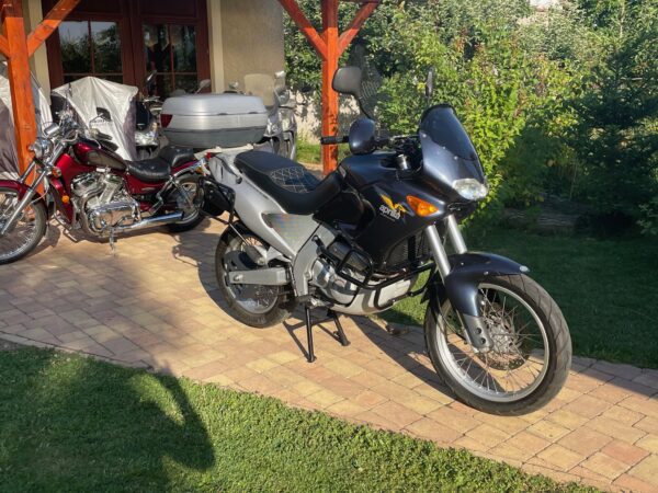 Aprilia Pegaso 650 - Obrázek 3