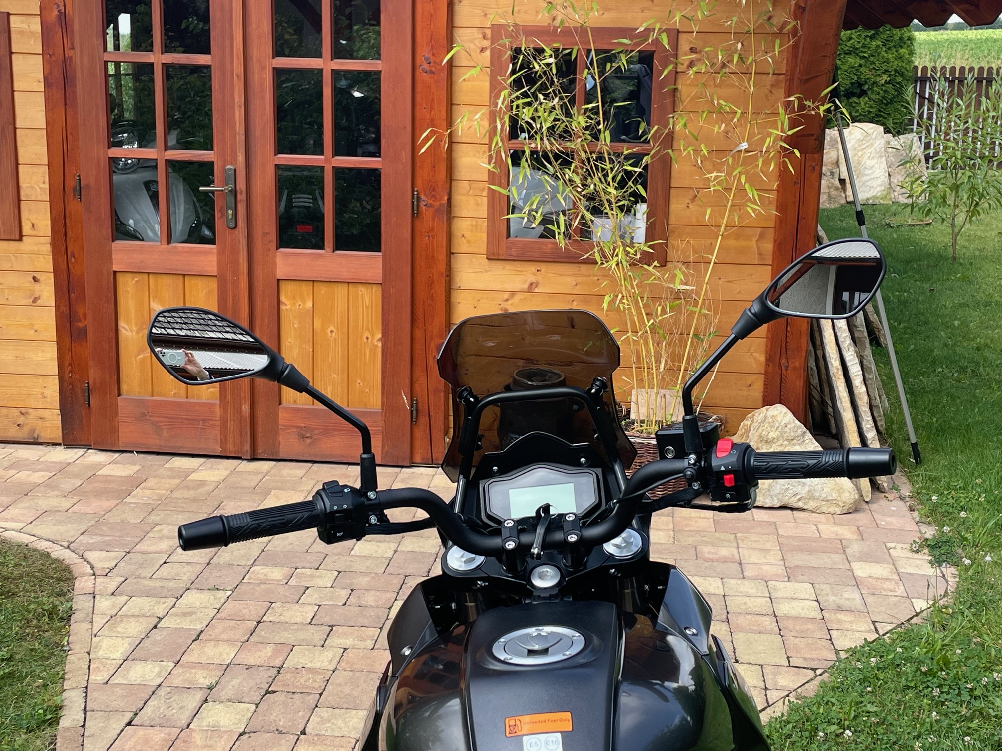 Benelli TRK 251 - Obrázek 10