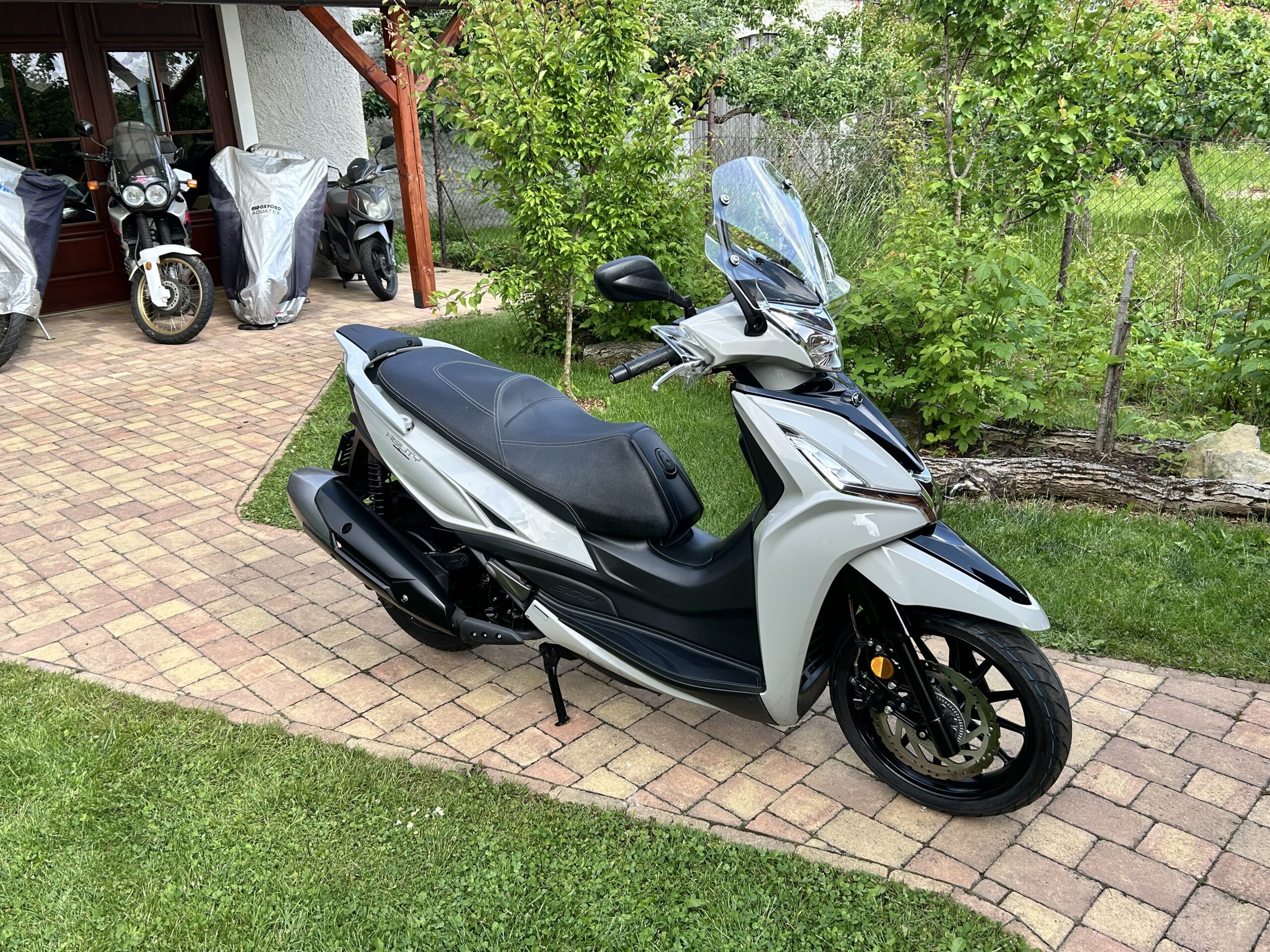 Kymco Agility 300i ABS - Obrázek 7