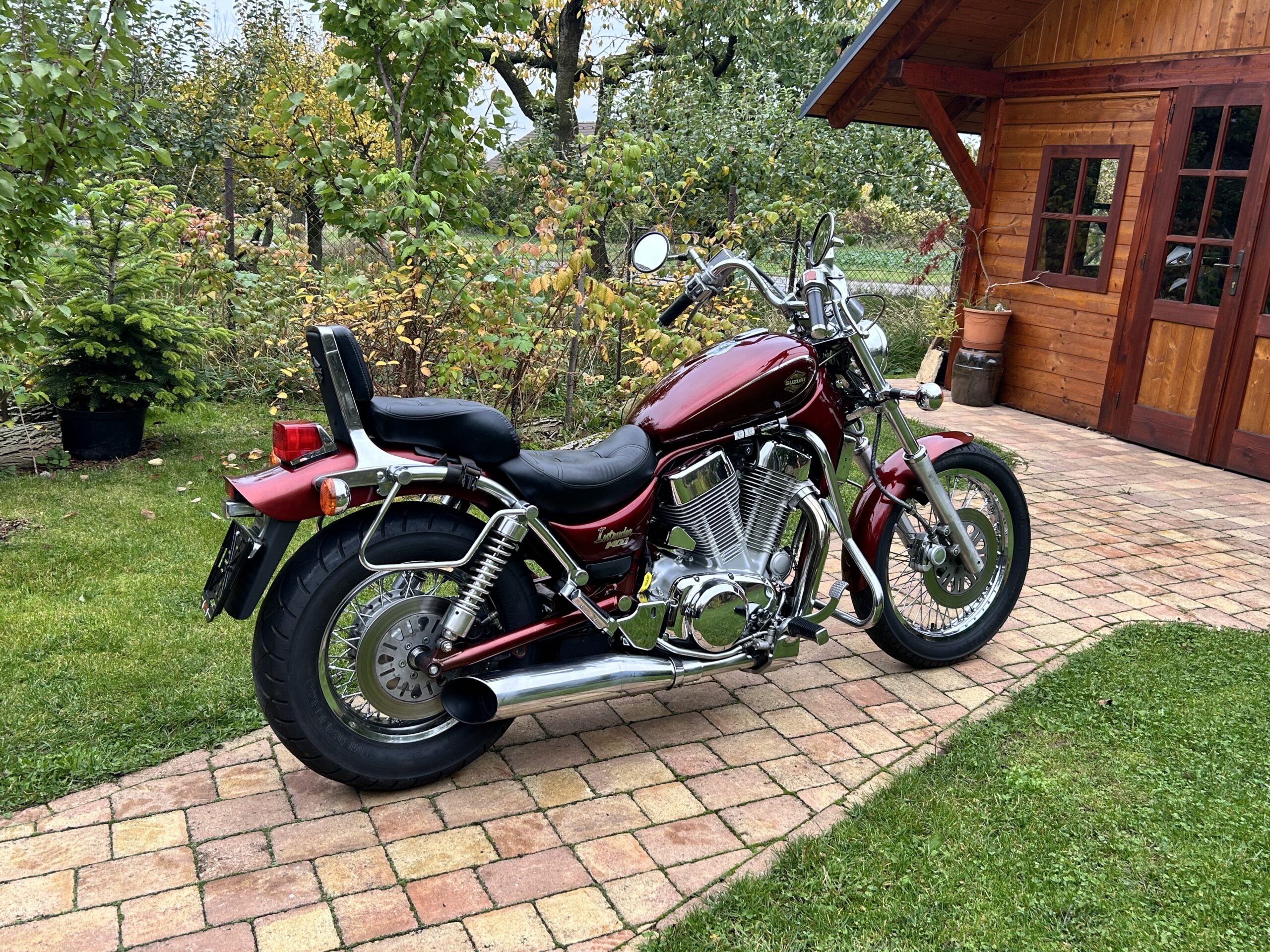 Suzuki VS1400 Intruder - Obrázek 17
