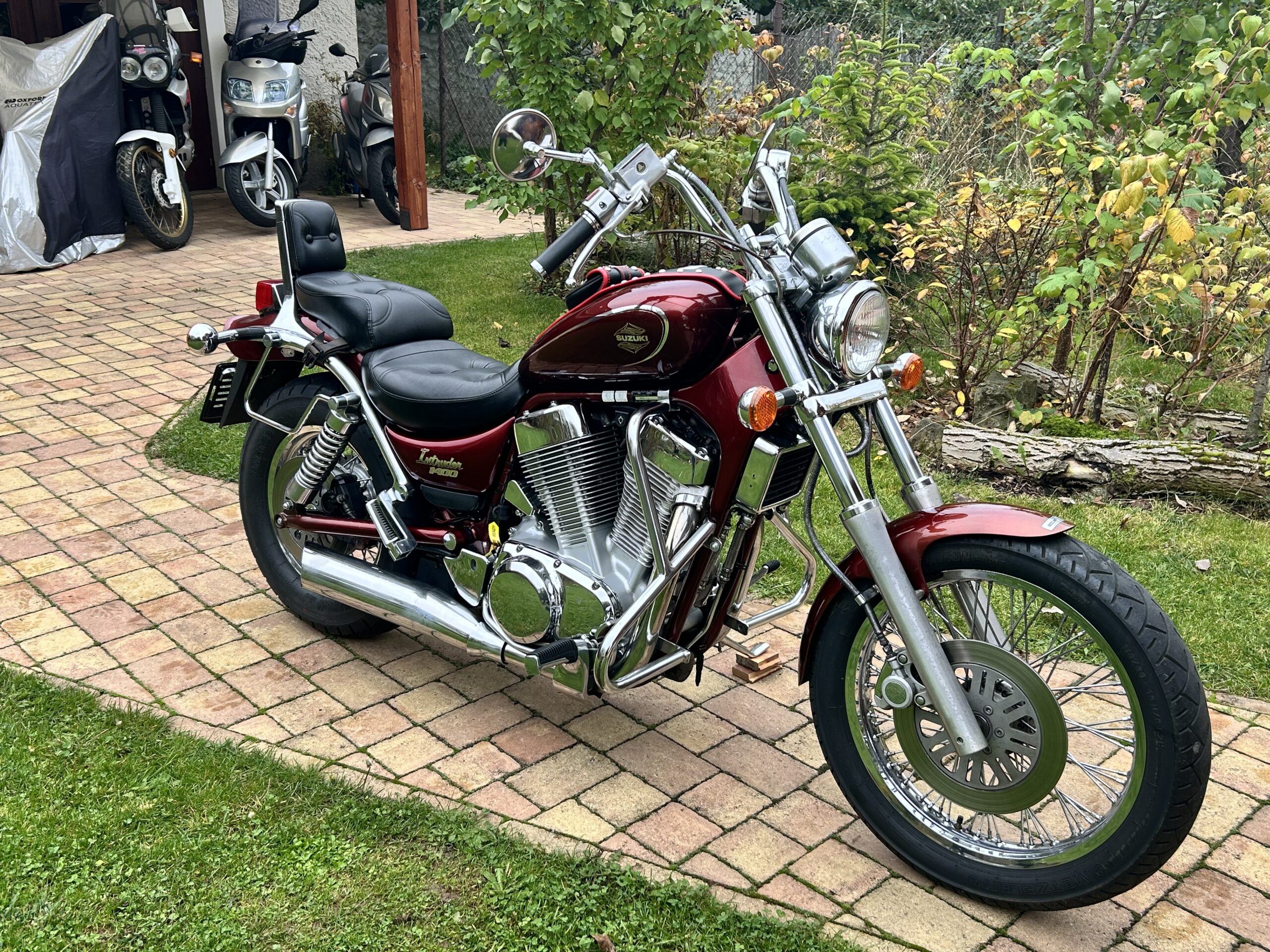 Suzuki VS1400 Intruder - Obrázek 12