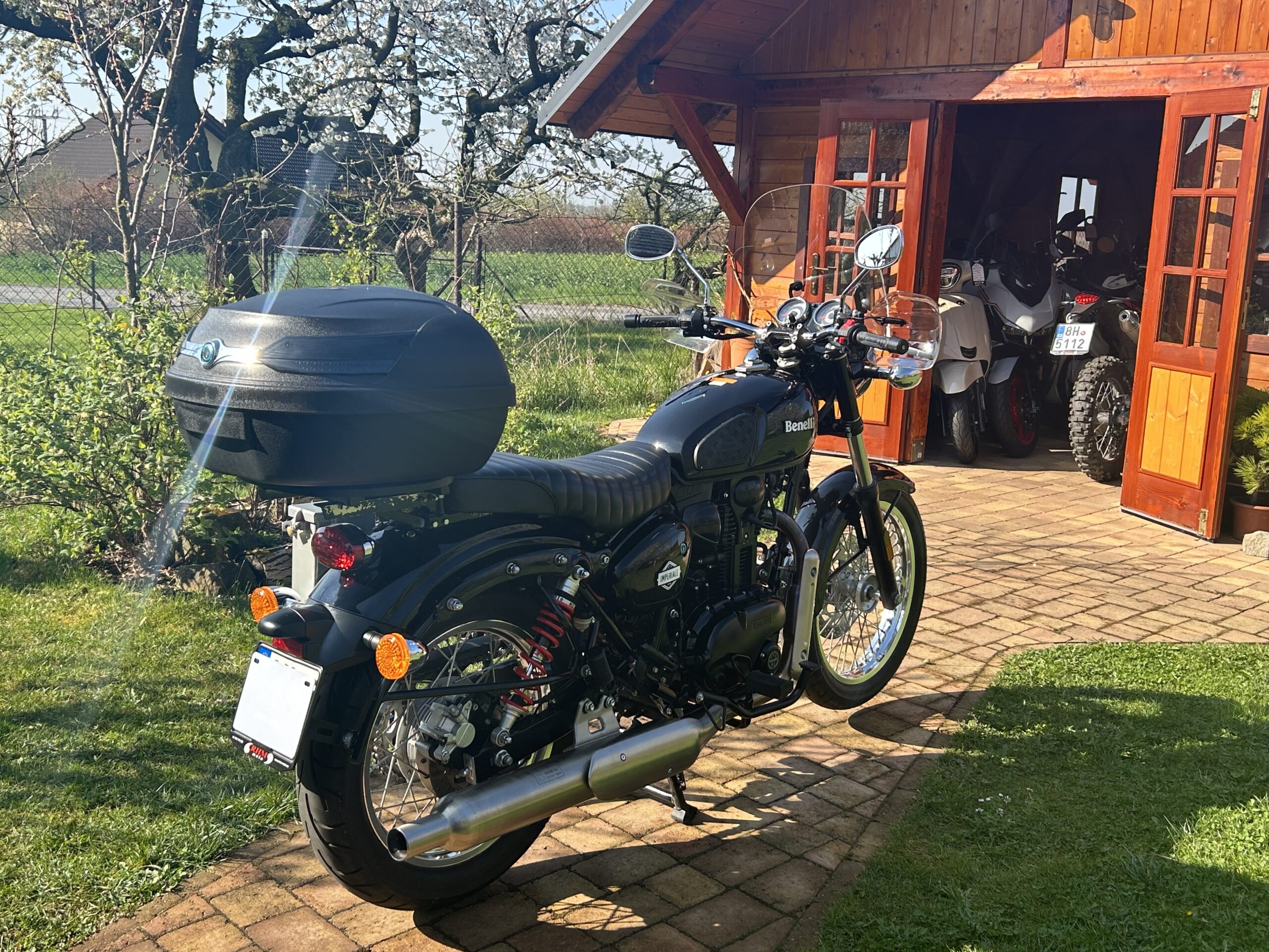 Benelli Imperiale 400 - Obrázek 7