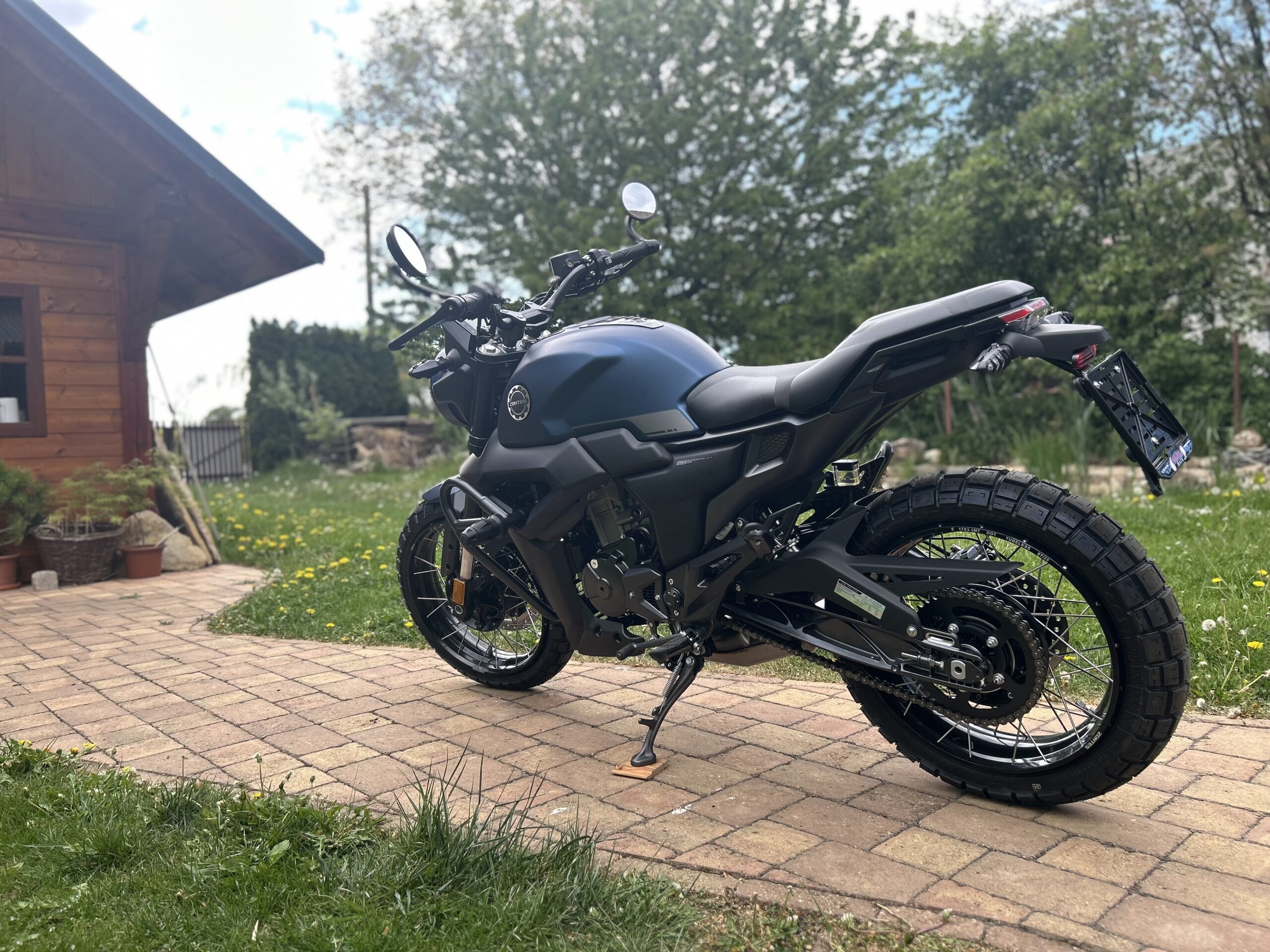 Zontes 125 Scrambler - Obrázek 4