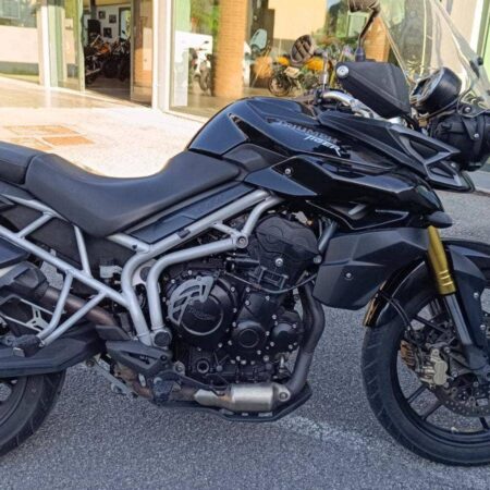 Triumph Tiger 800