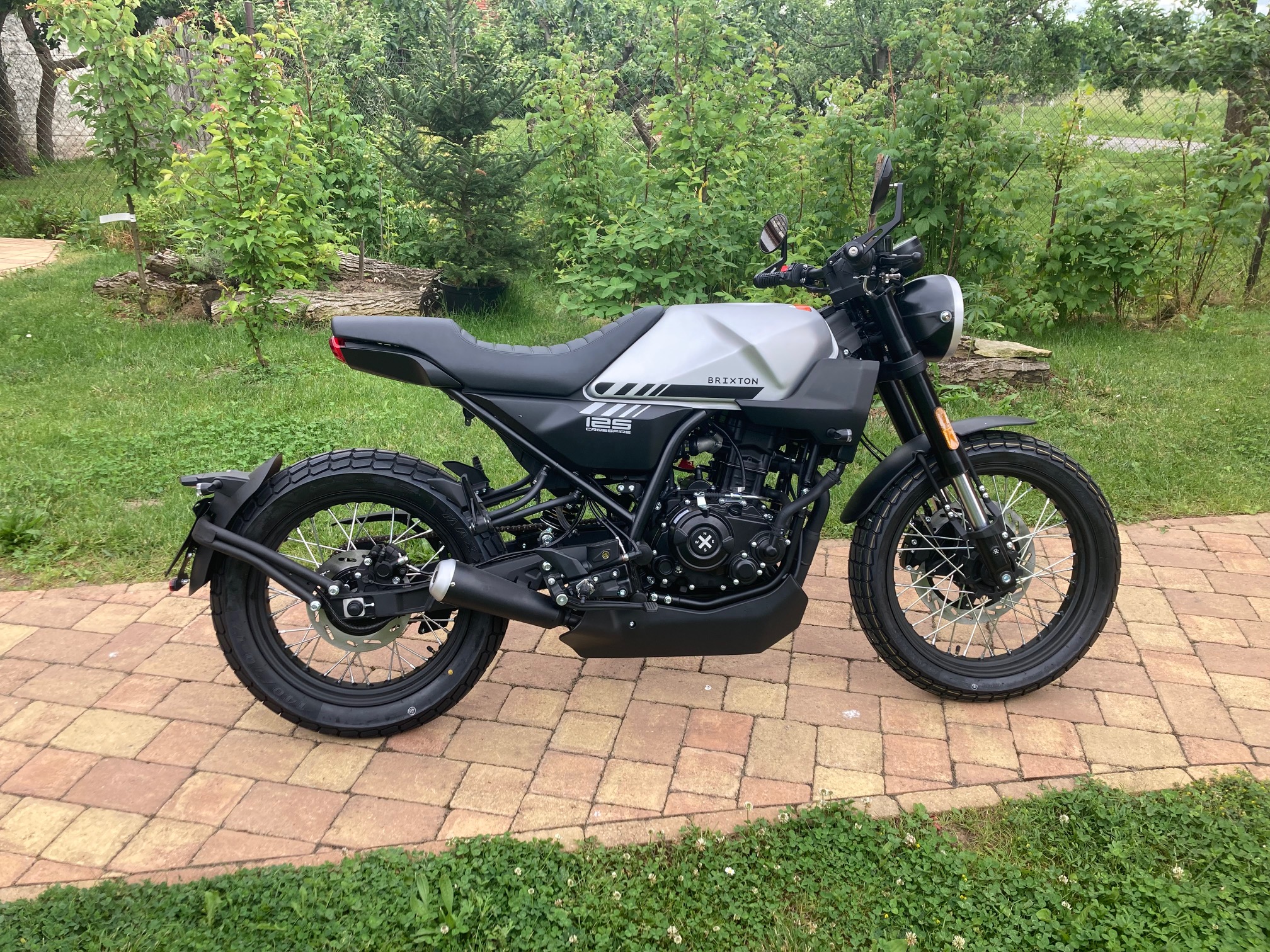 Brixton Crossfire 125