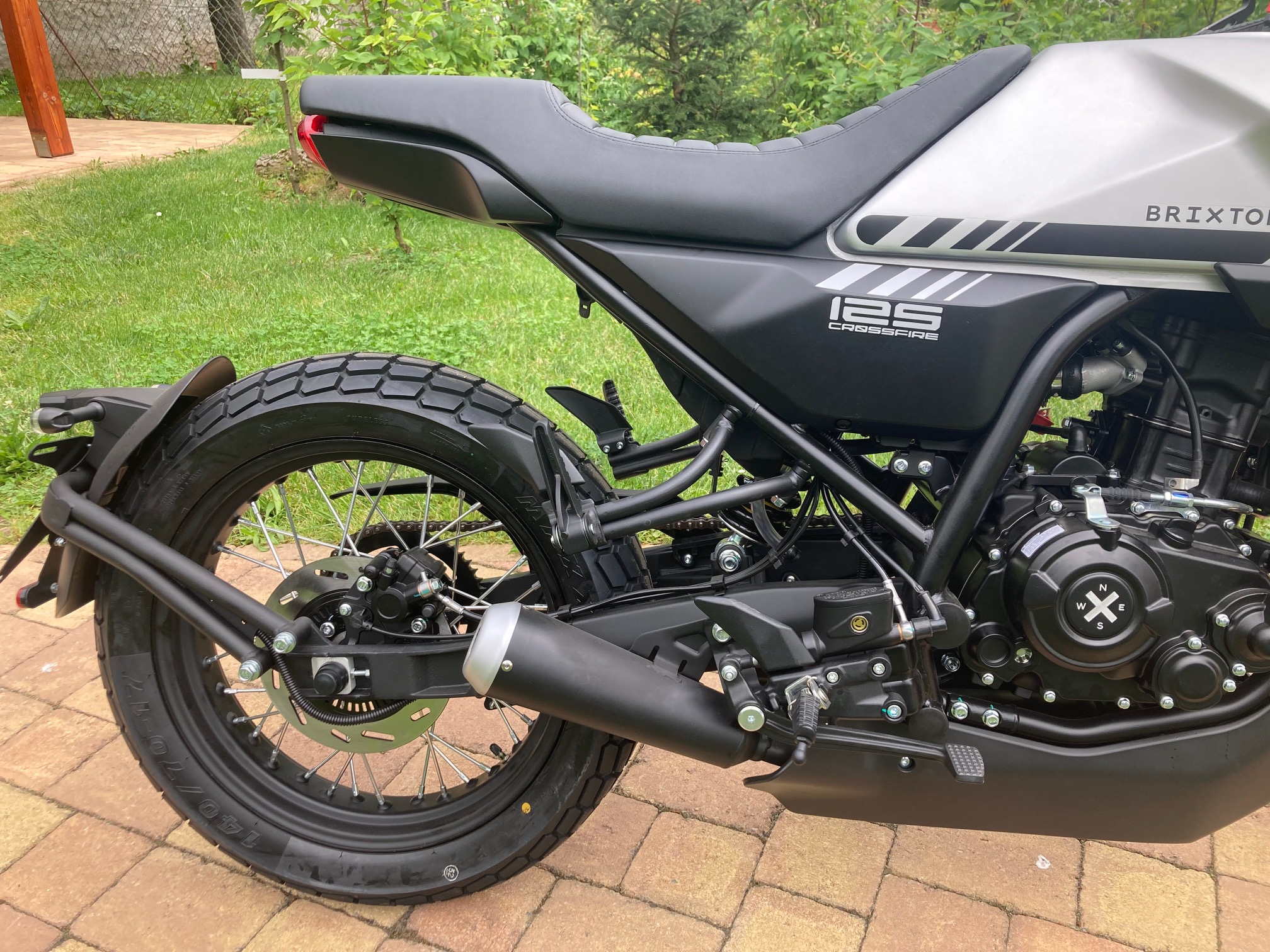 Brixton Crossfire 125 - Obrázek 4