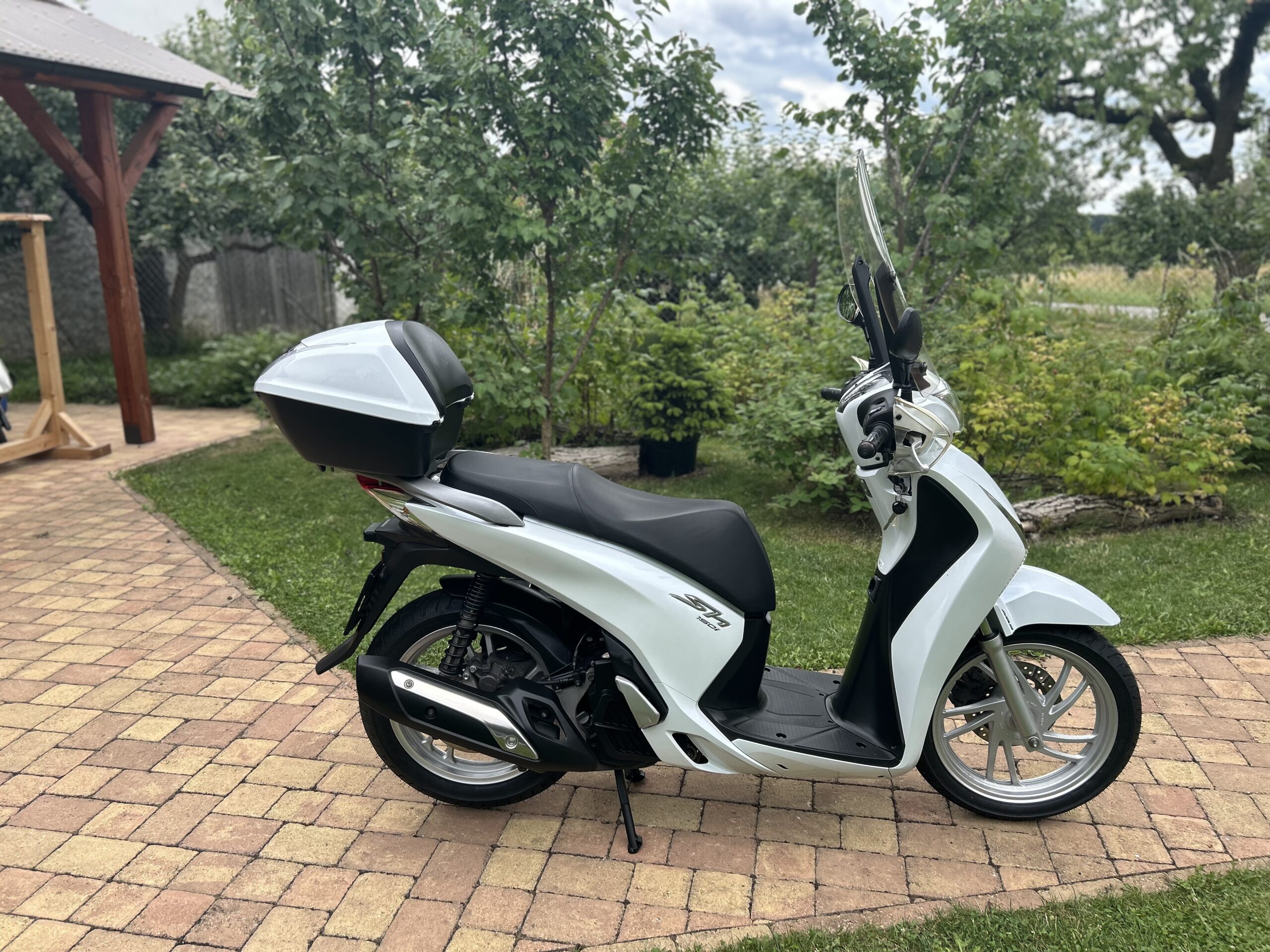 Honda SH150AD