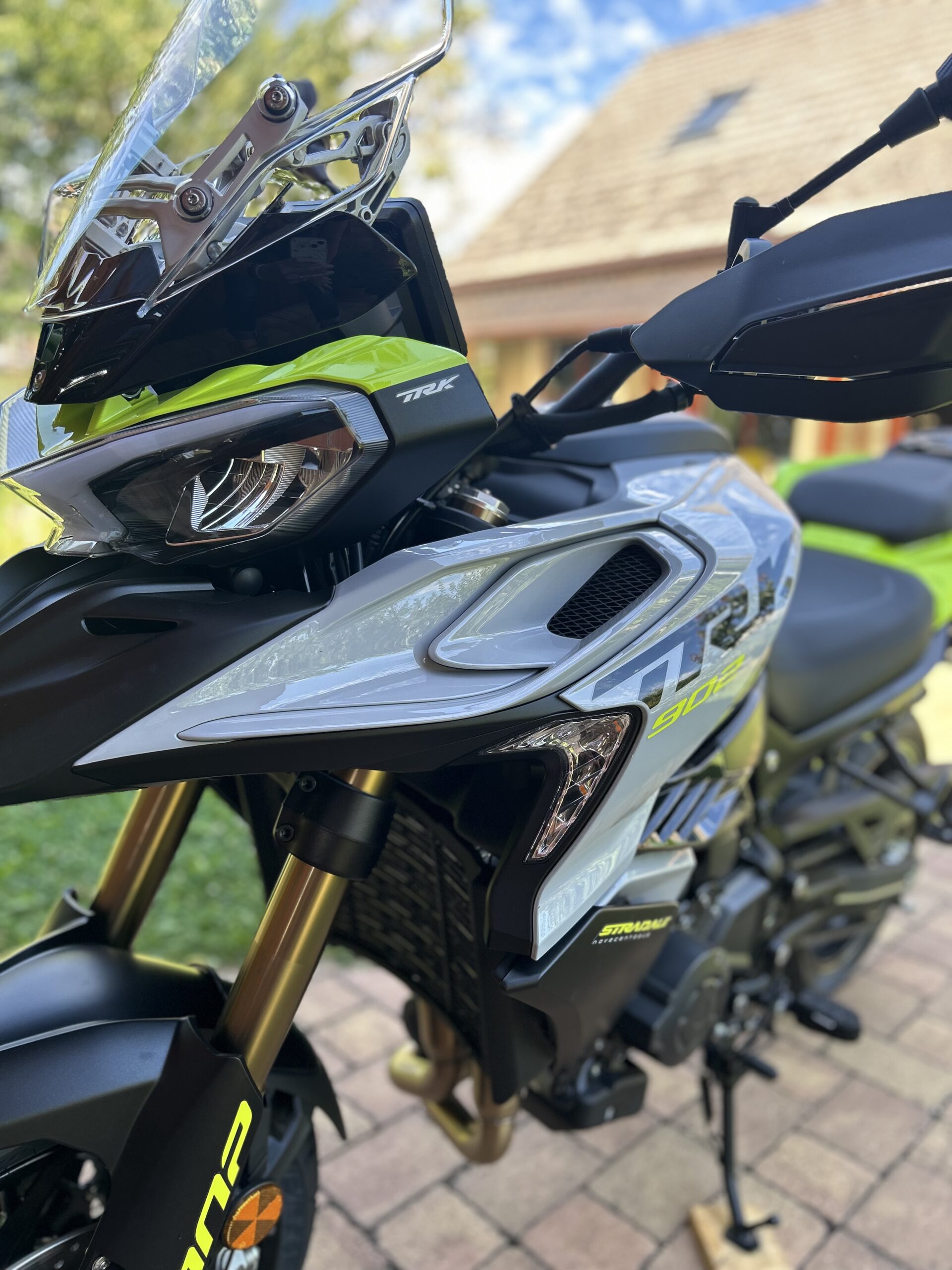 Benelli TRK 902 Stradale - Obrázek 16