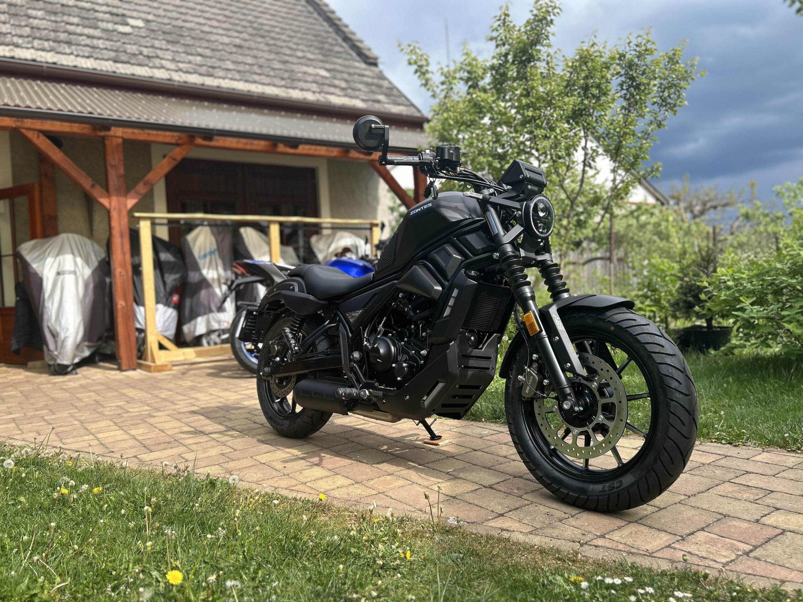Zontes 125 Custom - Obrázek 5