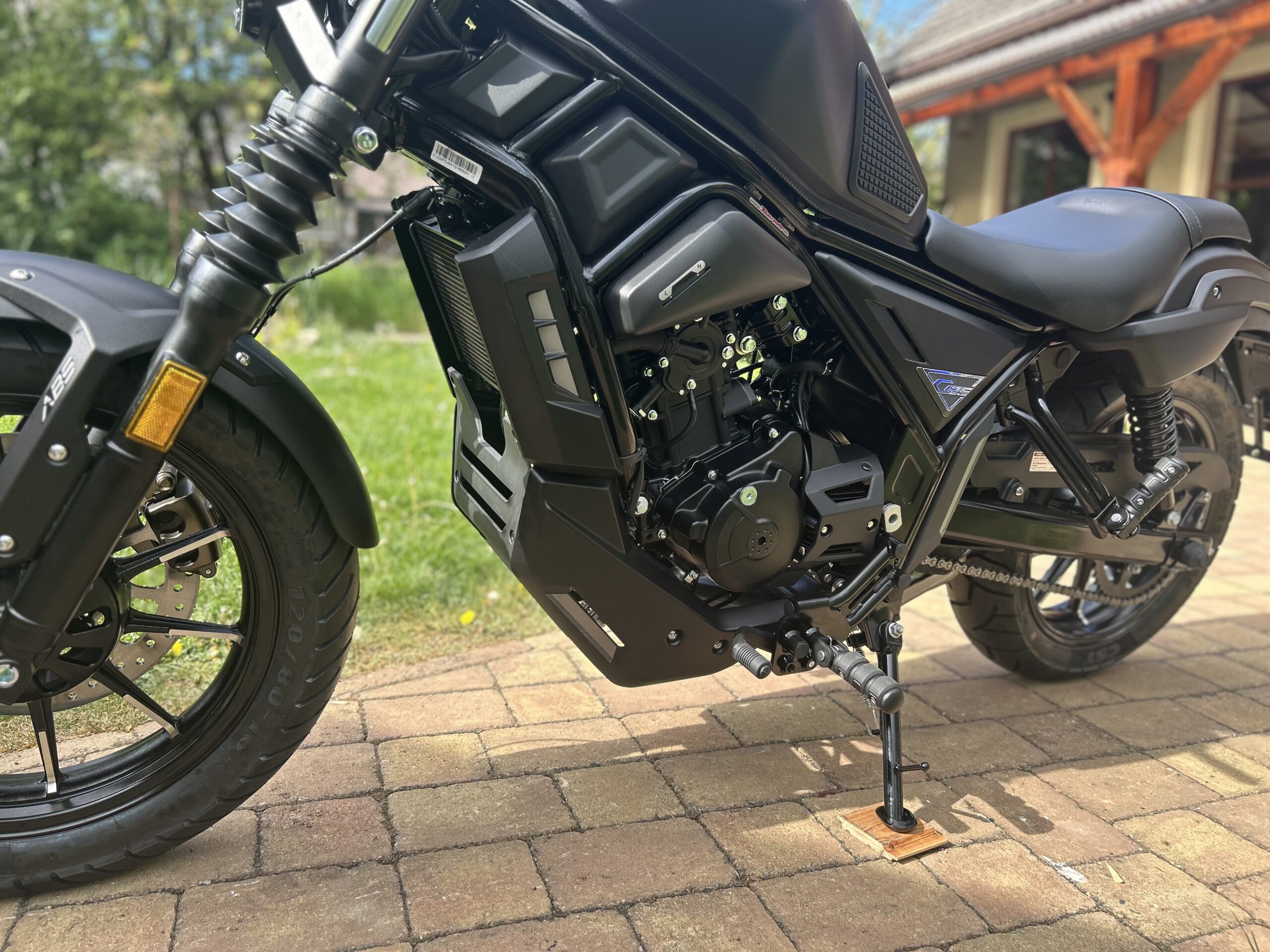 Zontes 125 Custom - Obrázek 8