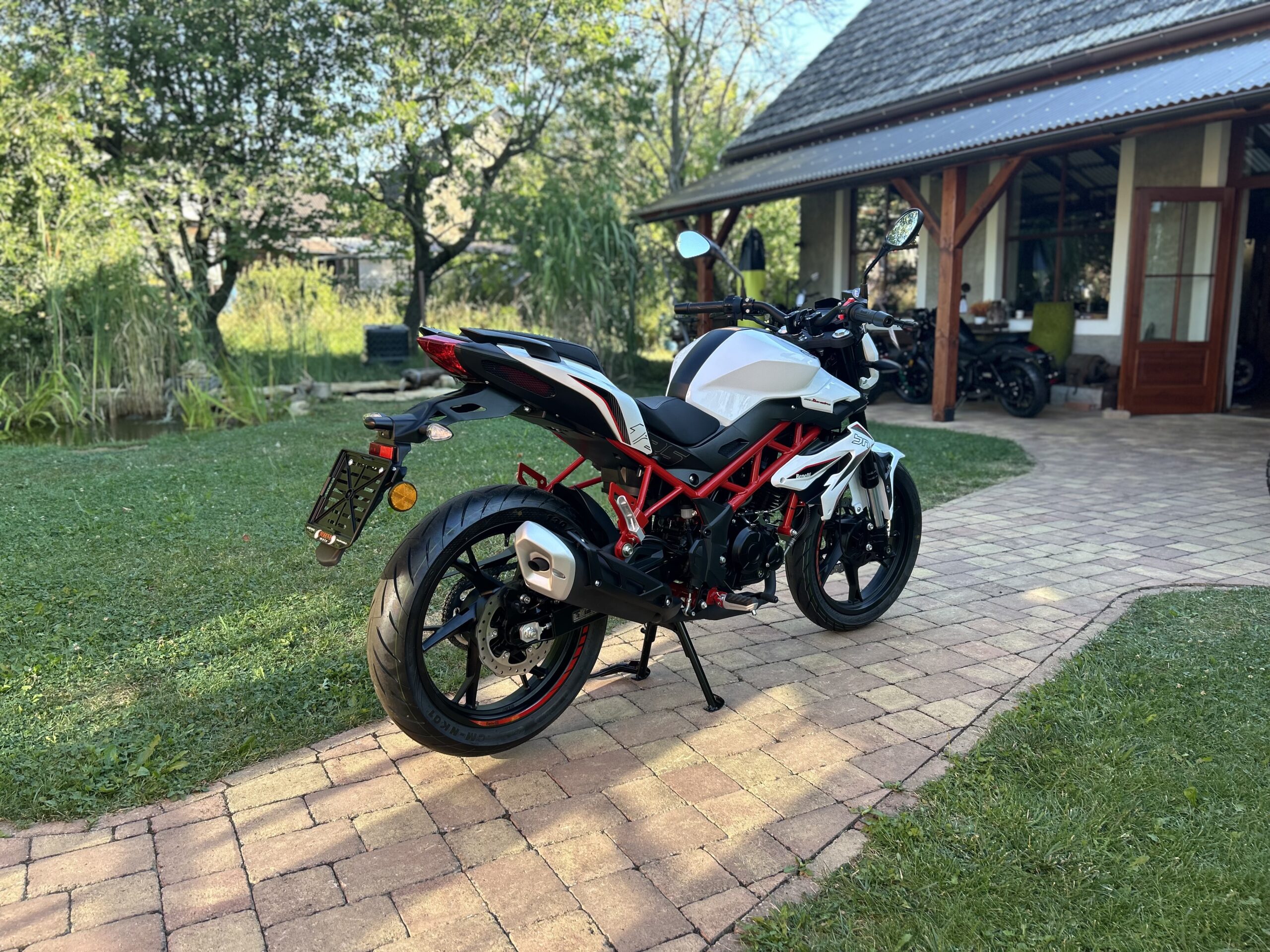 Benelli BN125 - Obrázek 10