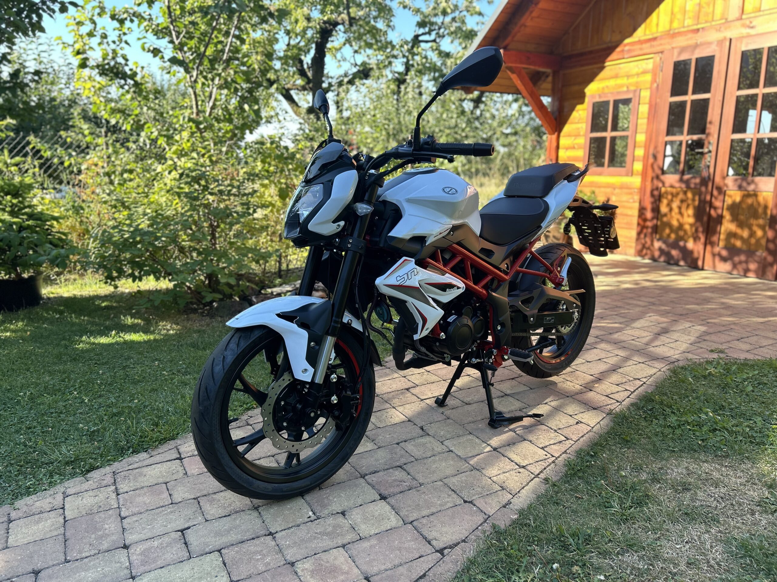 Benelli BN125 - Obrázek 9