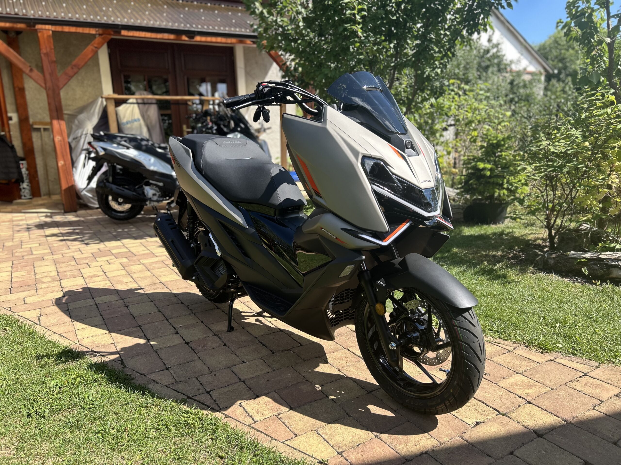 Zontes Xero 125
