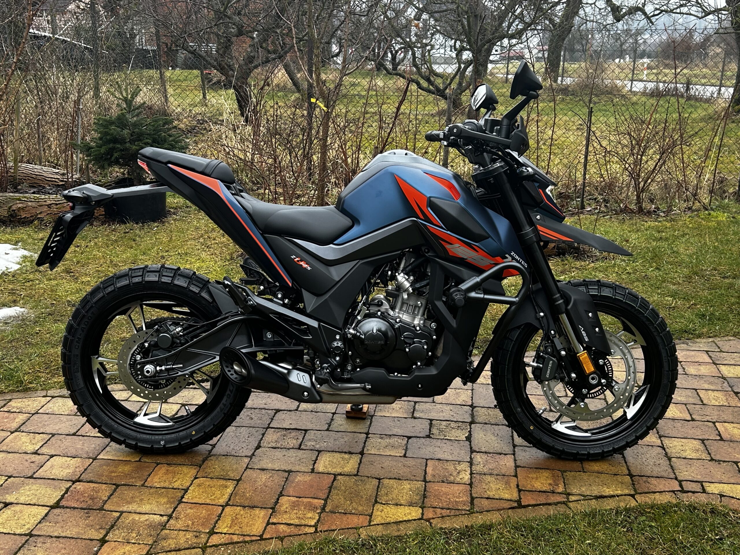 Zontes 125 Hyper Trail - Obrázek 17