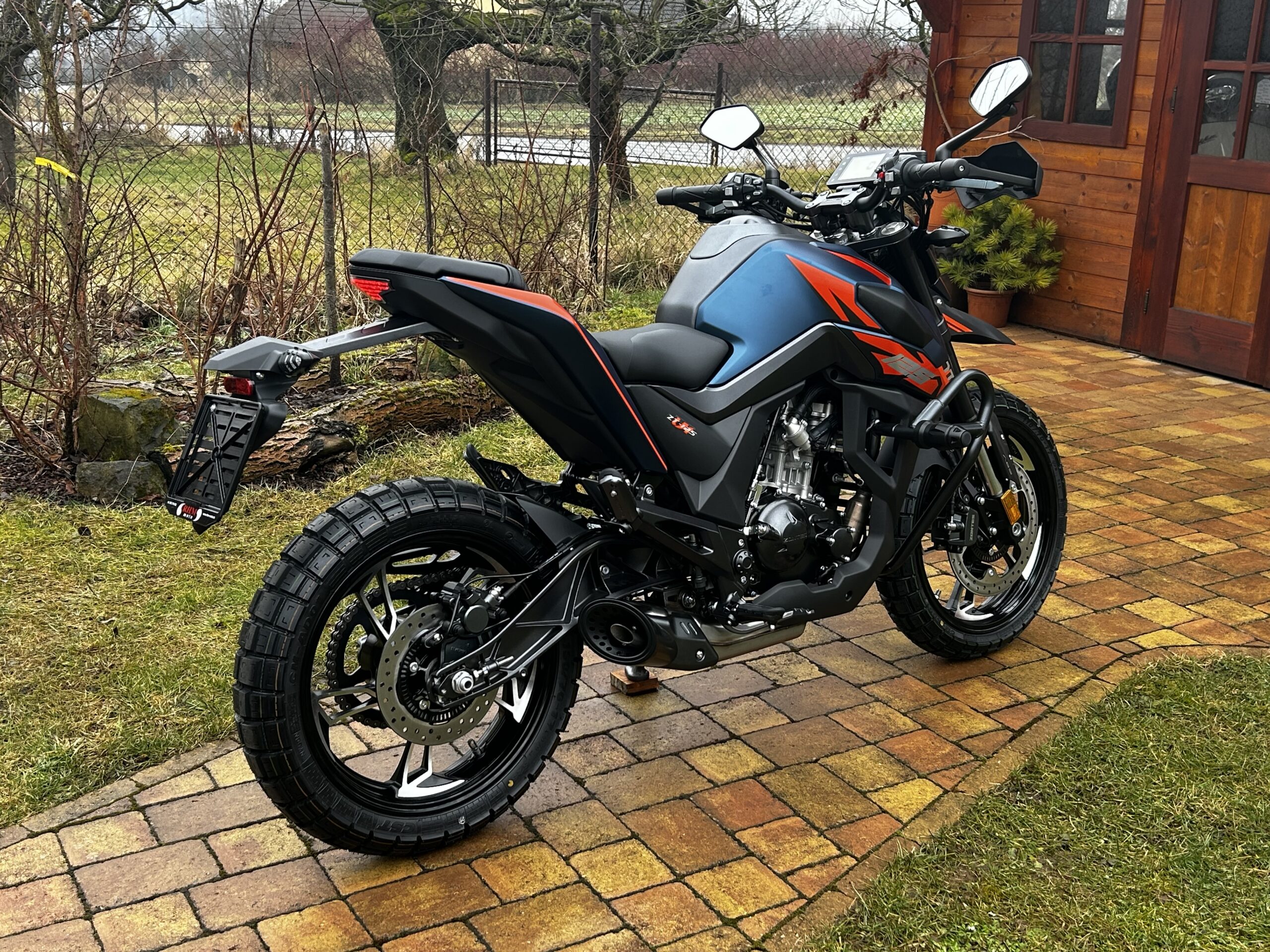 Zontes 125 Hyper Trail - Obrázek 16