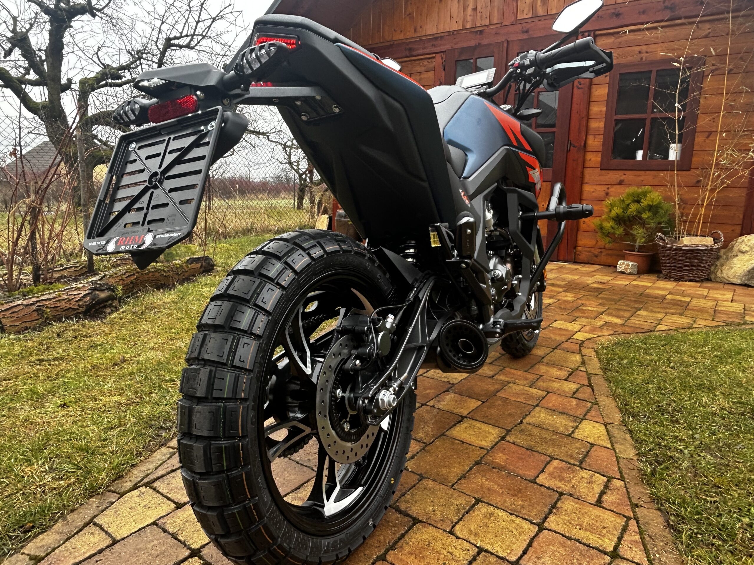 Zontes 125 Hyper Trail - Obrázek 13