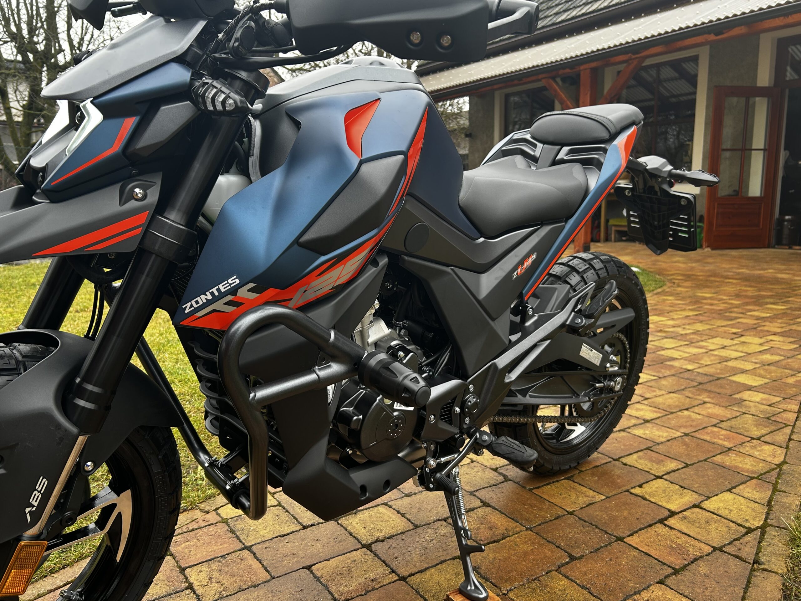 Zontes 125 Hyper Trail - Obrázek 10