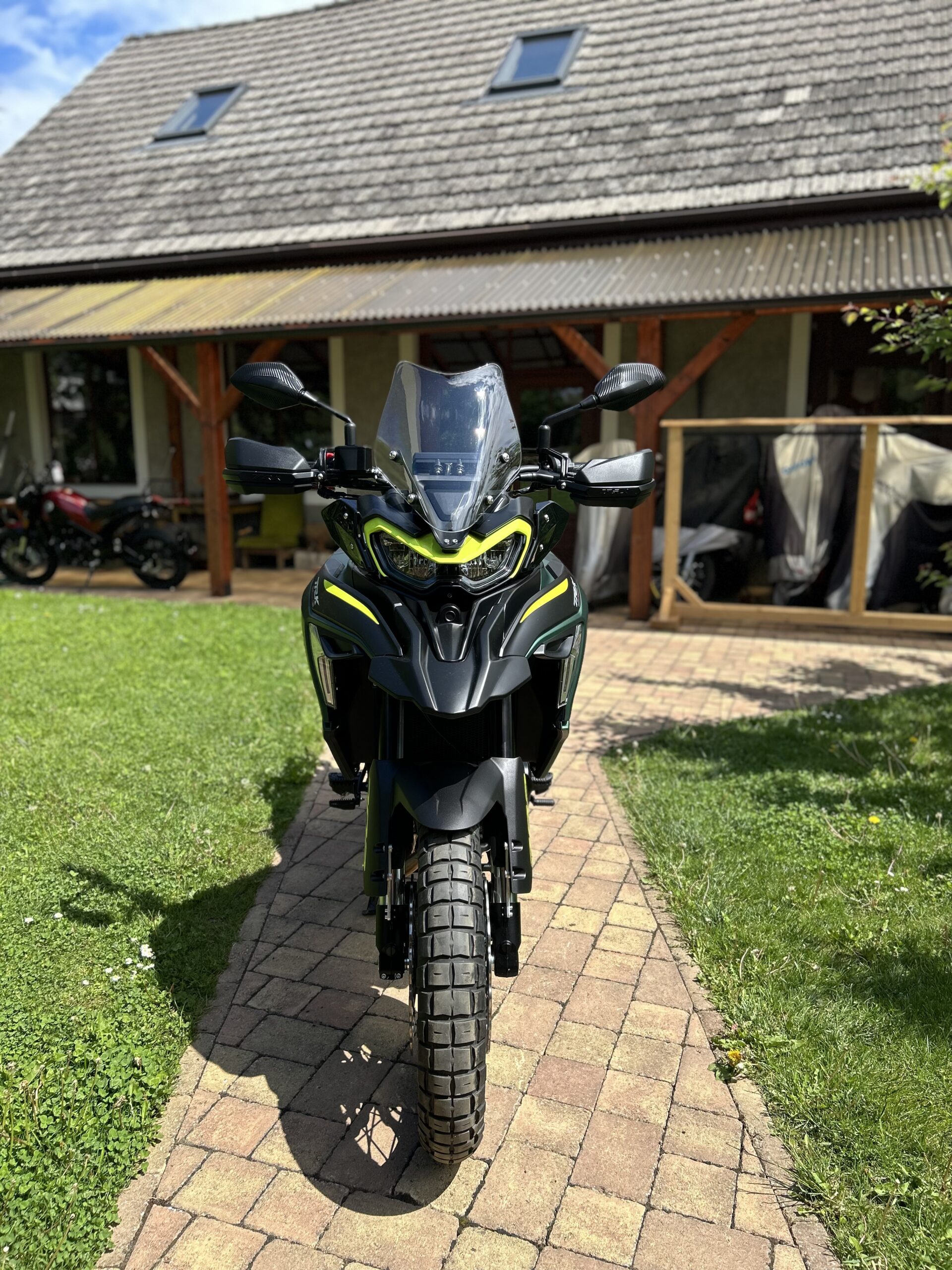 Benelli TRK 702X - Obrázek 11