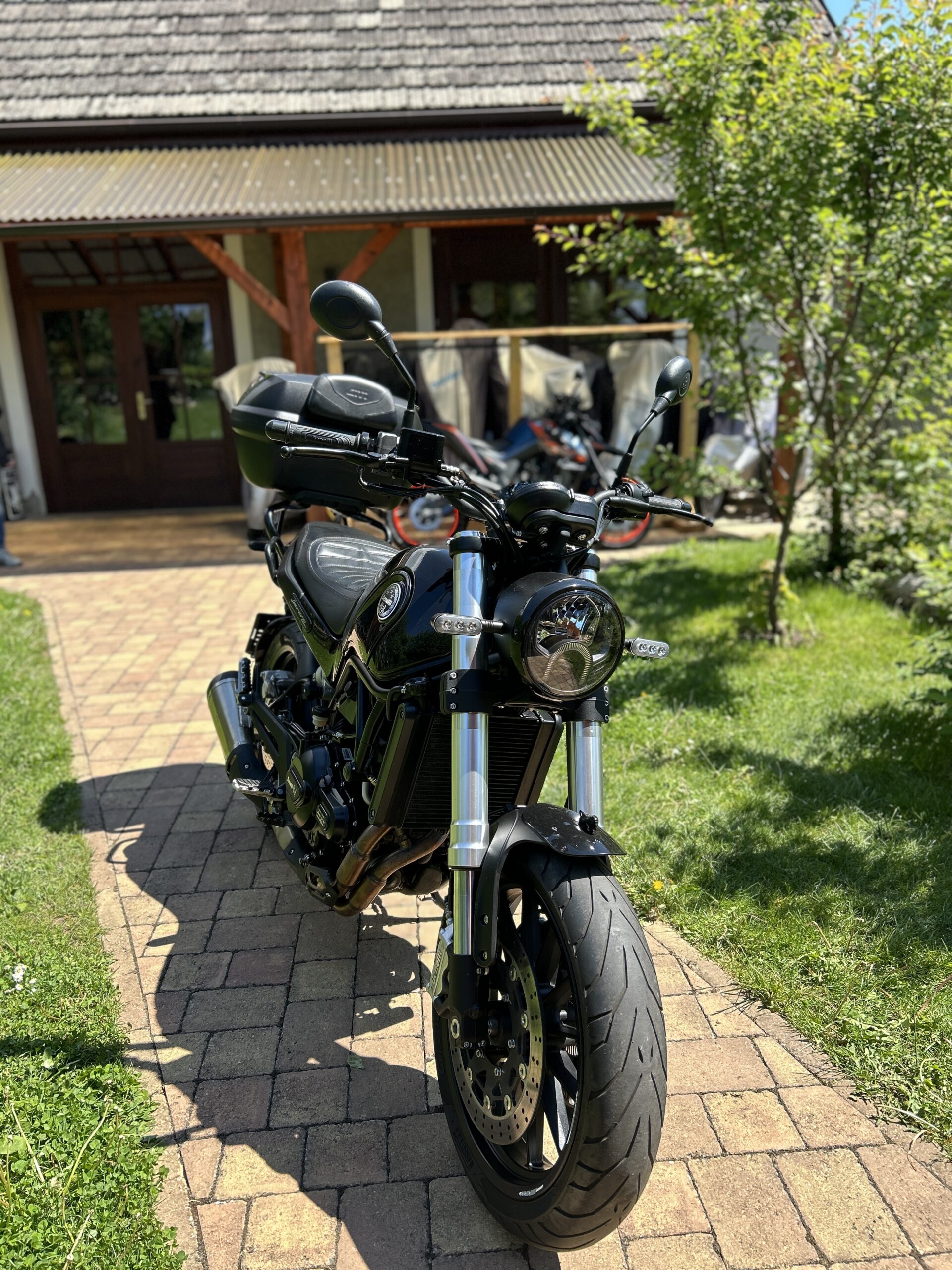 Benelli Leoncino 500 - Obrázek 10