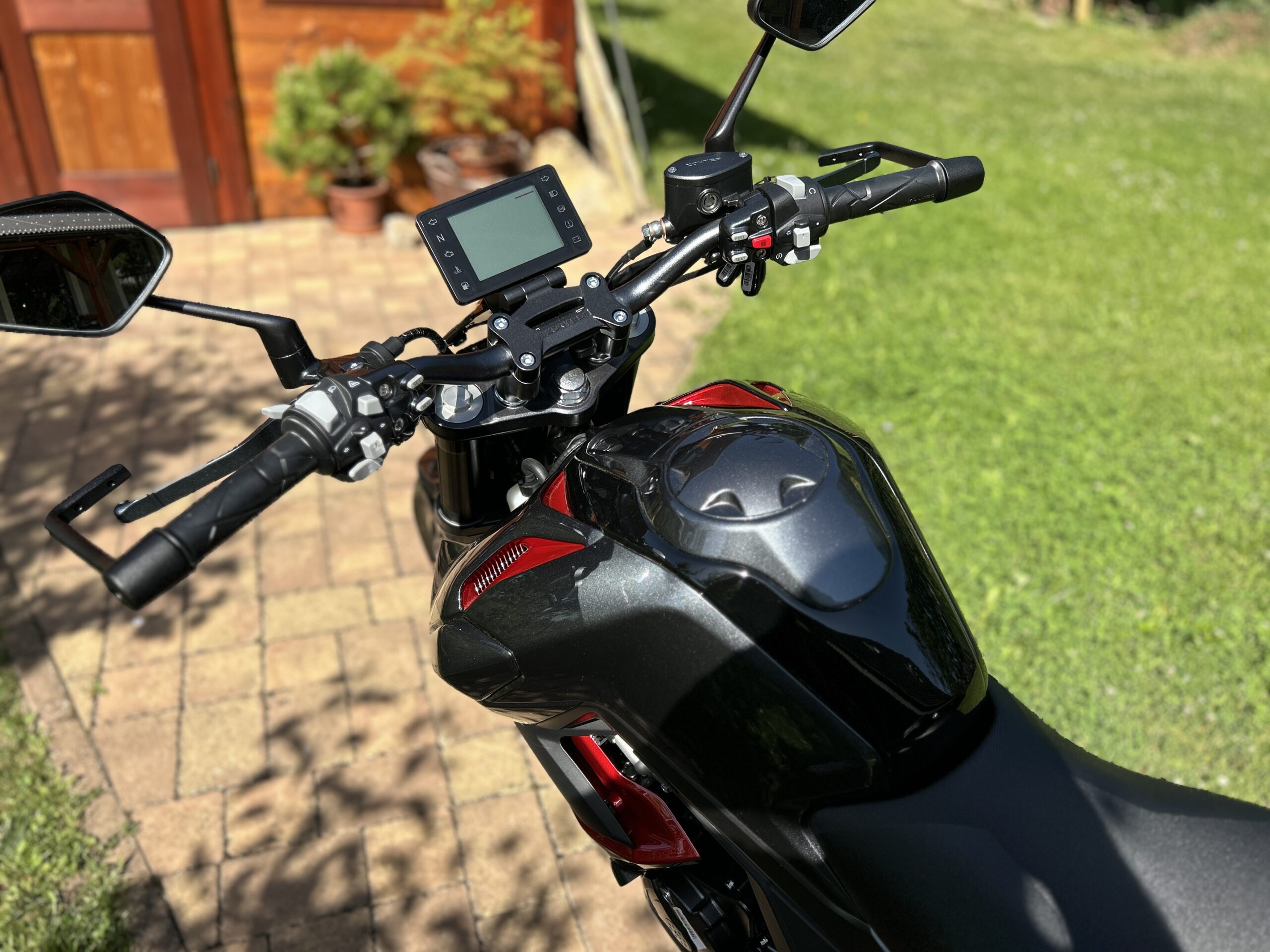 Zontes 125 Urban - Obrázek 10