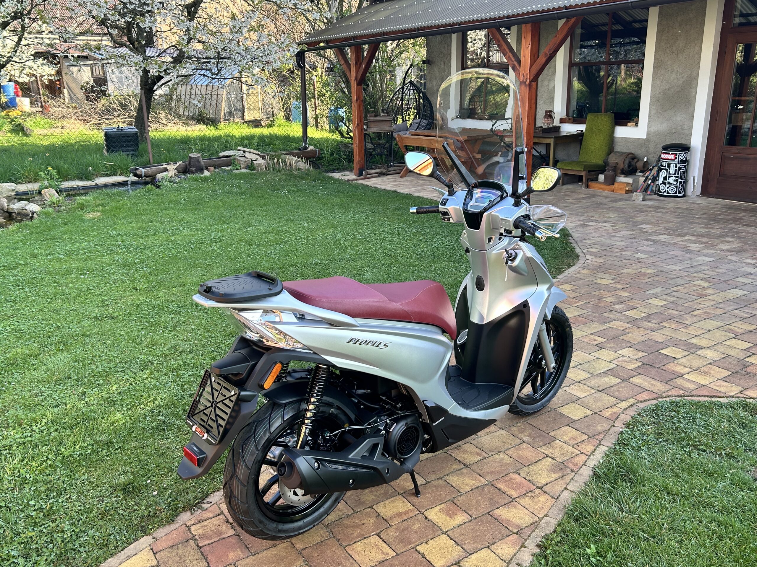 Kymco New People S125i ABS - Obrázek 4