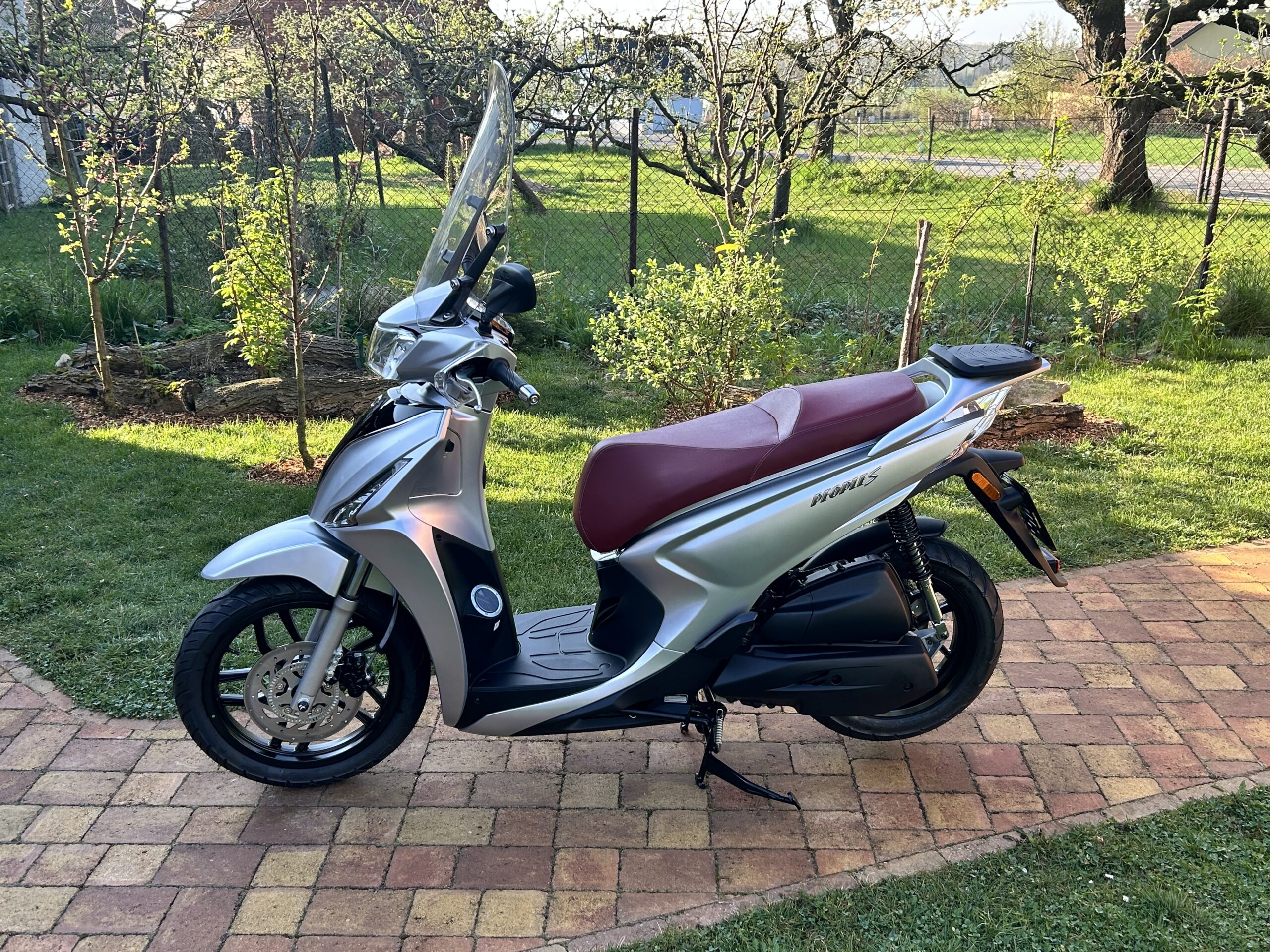 Kymco New People S125i ABS - Obrázek 6