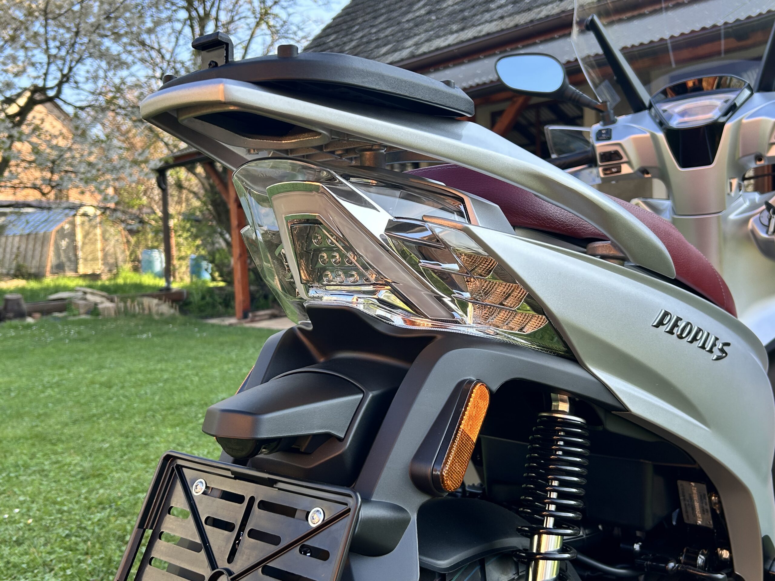 Kymco New People S125i ABS - Obrázek 11