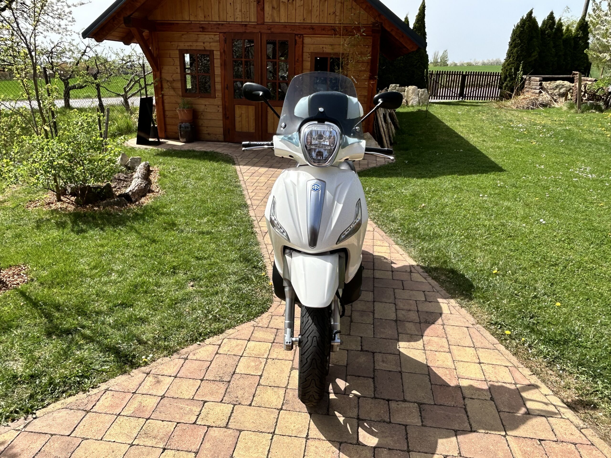 Piaggio Beverly 350 - Obrázek 15
