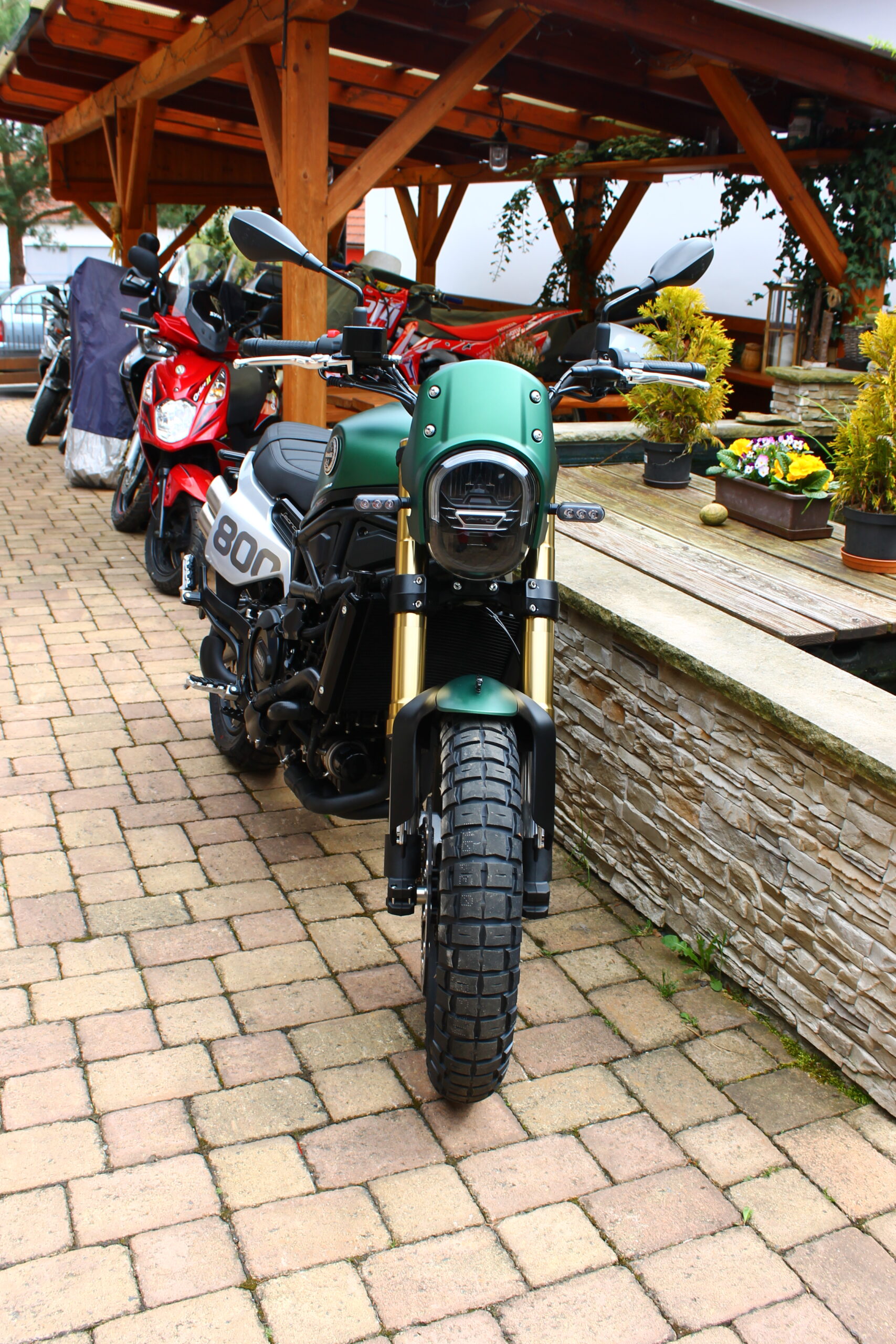 Benelli Leoncino 800 Trail - Obrázek 10