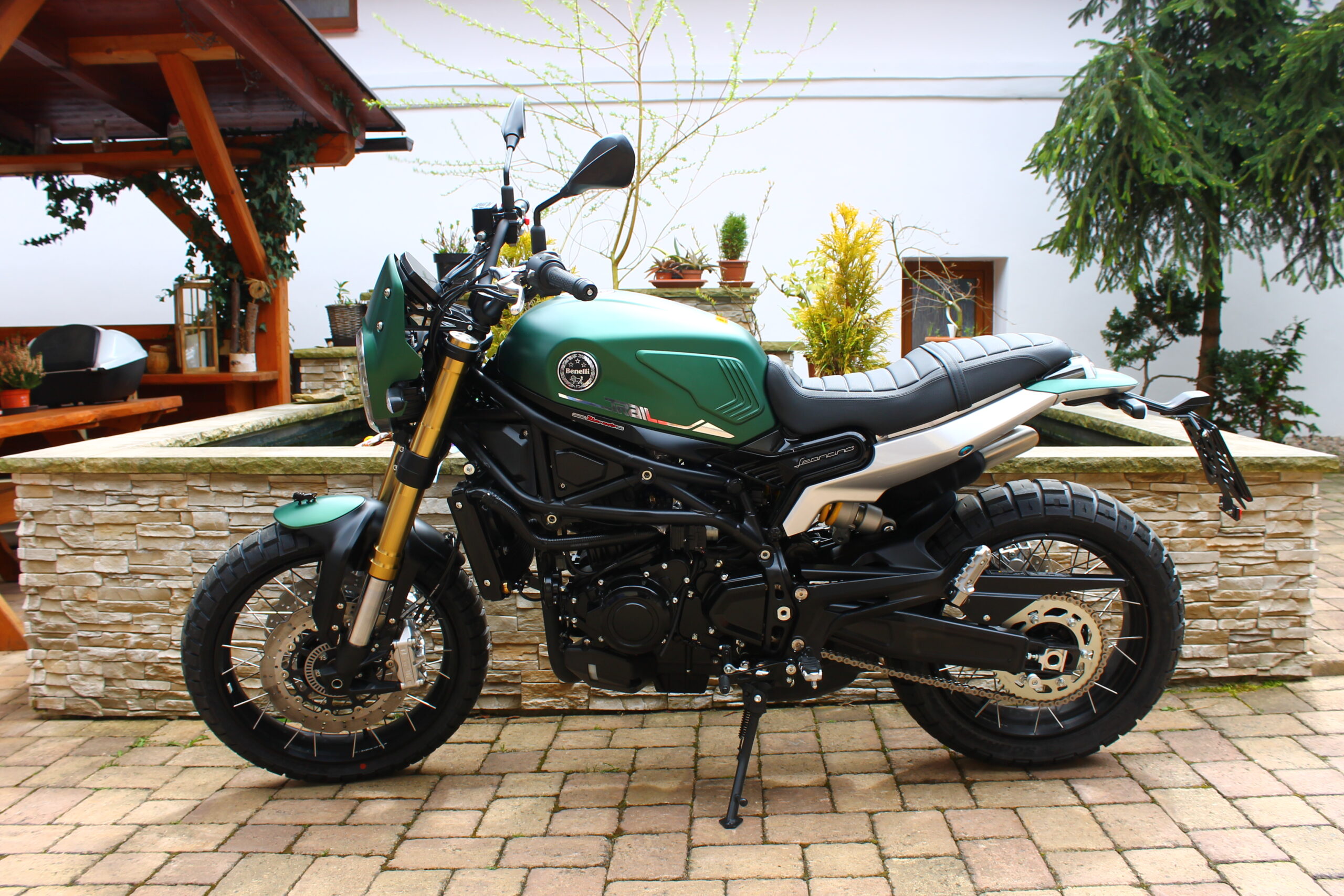 Benelli Leoncino 800 Trail - Obrázek 5