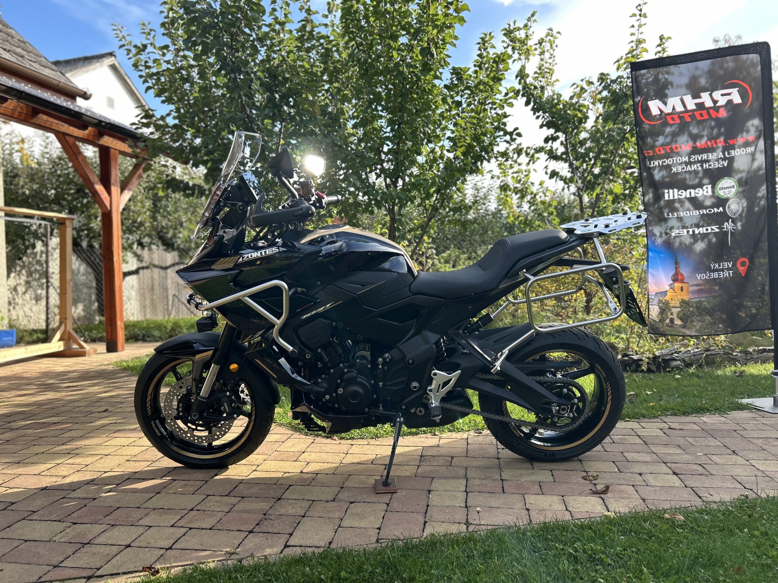 Zontes 703 Tour - Obrázek 7